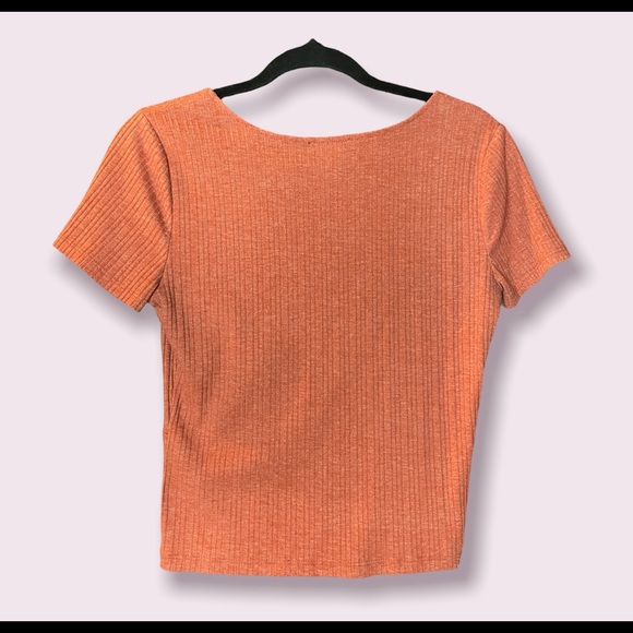 F21 short sleeve top - Picture 2 of 3